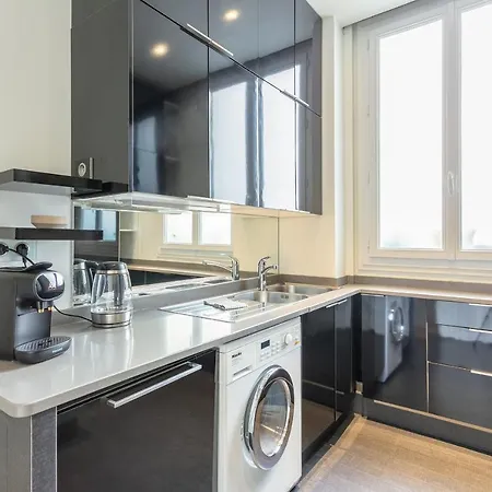 Apartament Luxury Living In Passy Paryż