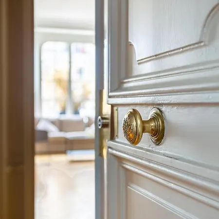 Appartamento Luxury Living In Passy Parigi