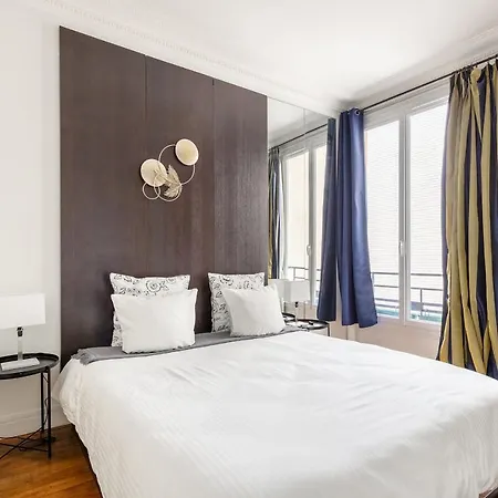 Luxury Living In Passy * Parigi