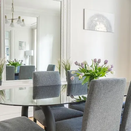 Apartament Luxury Living In Passy *