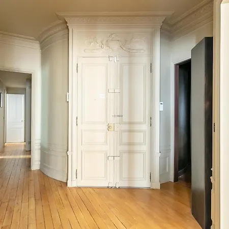 Luxury Living In Passy * Párizs